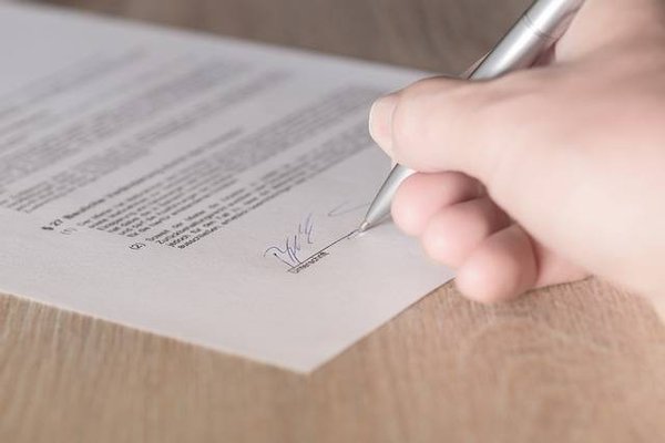 Comprendre les contrats d'assurance emprunteur pour les prêts immobiliers en France